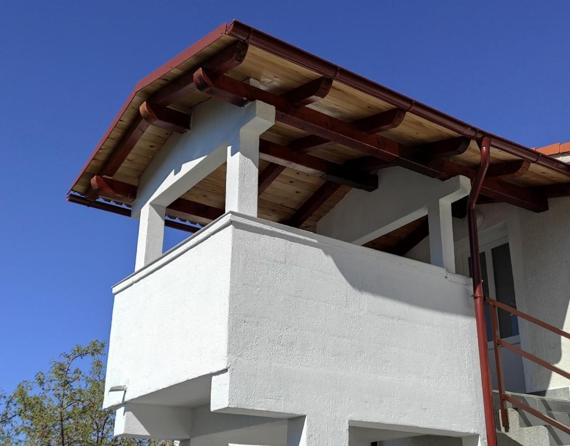 Ferienwohnung Mali Delfin Sveti Juraj Exterior foto