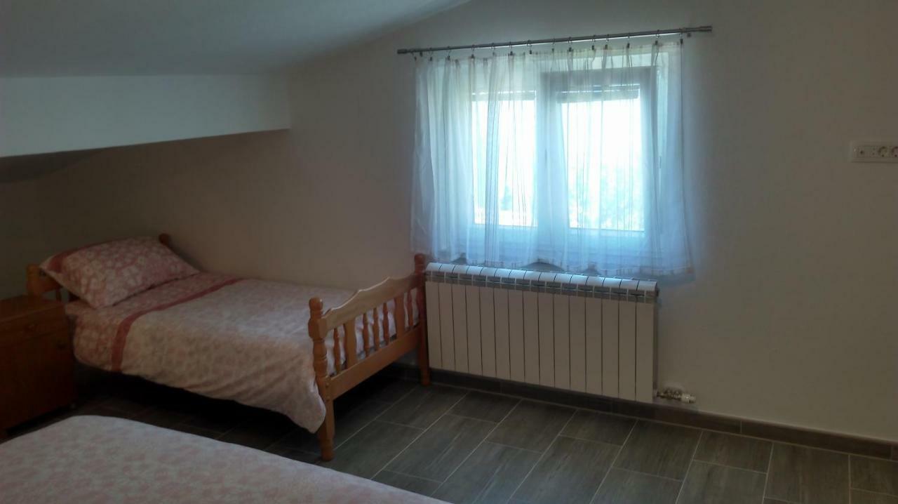 Ferienwohnung Mali Delfin Sveti Juraj Exterior foto