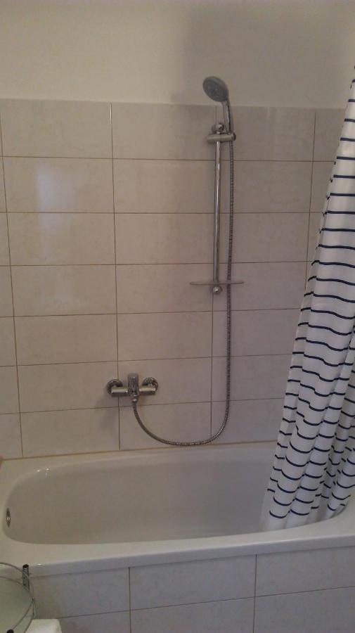 Ferienwohnung Mali Delfin Sveti Juraj Exterior foto